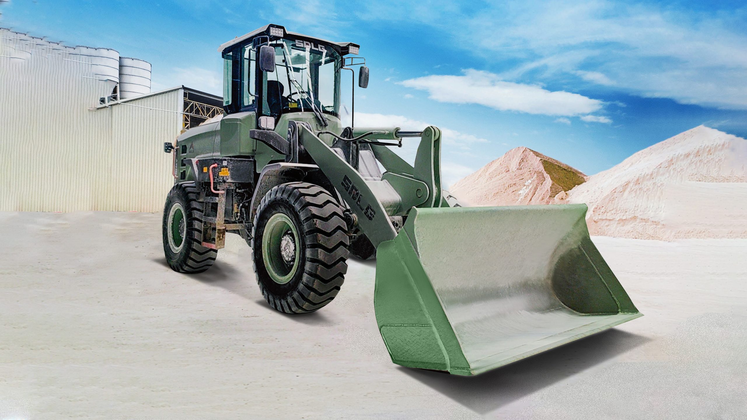 SDLG L940HEV Electric Wheel Loaders, three-quarter view